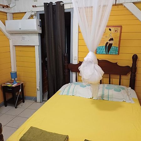 Villa La kaz créole à Bouillante Extérieur photo